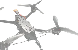 Декоративний дрон зліва